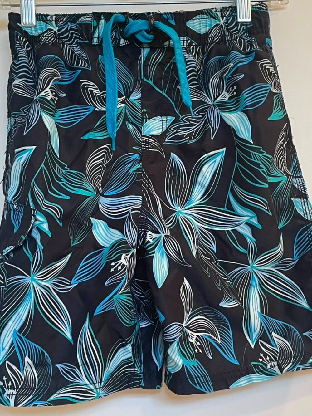 KANU SURF Boy’s Blue Hawaiian Board Swim Shorts, Size M 10/12